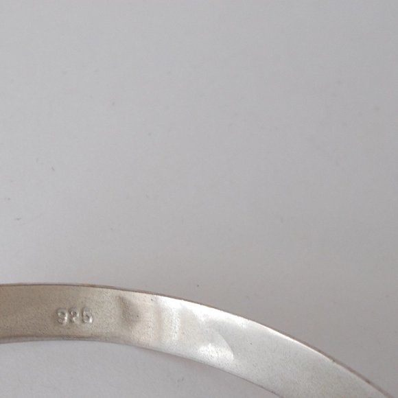 Exquisite Two-Tone .925 Sterling Silver Bracelet - Picture 3 of 7